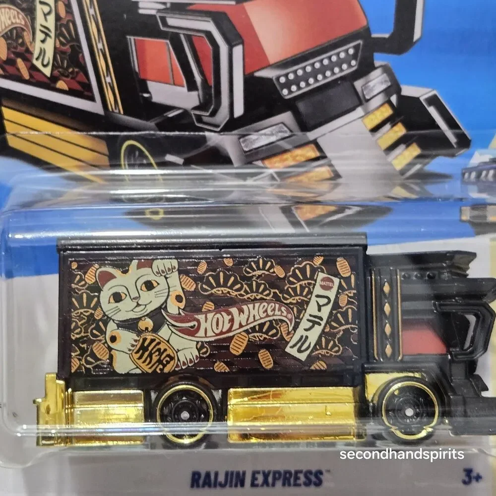Hot Wheels Lot of 4, Feline Lucky White + Raijin Express Green Black Lot